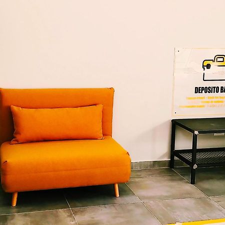 Garage47 Storica Officina Meccanica Loft B&B In Pienza Exterior foto