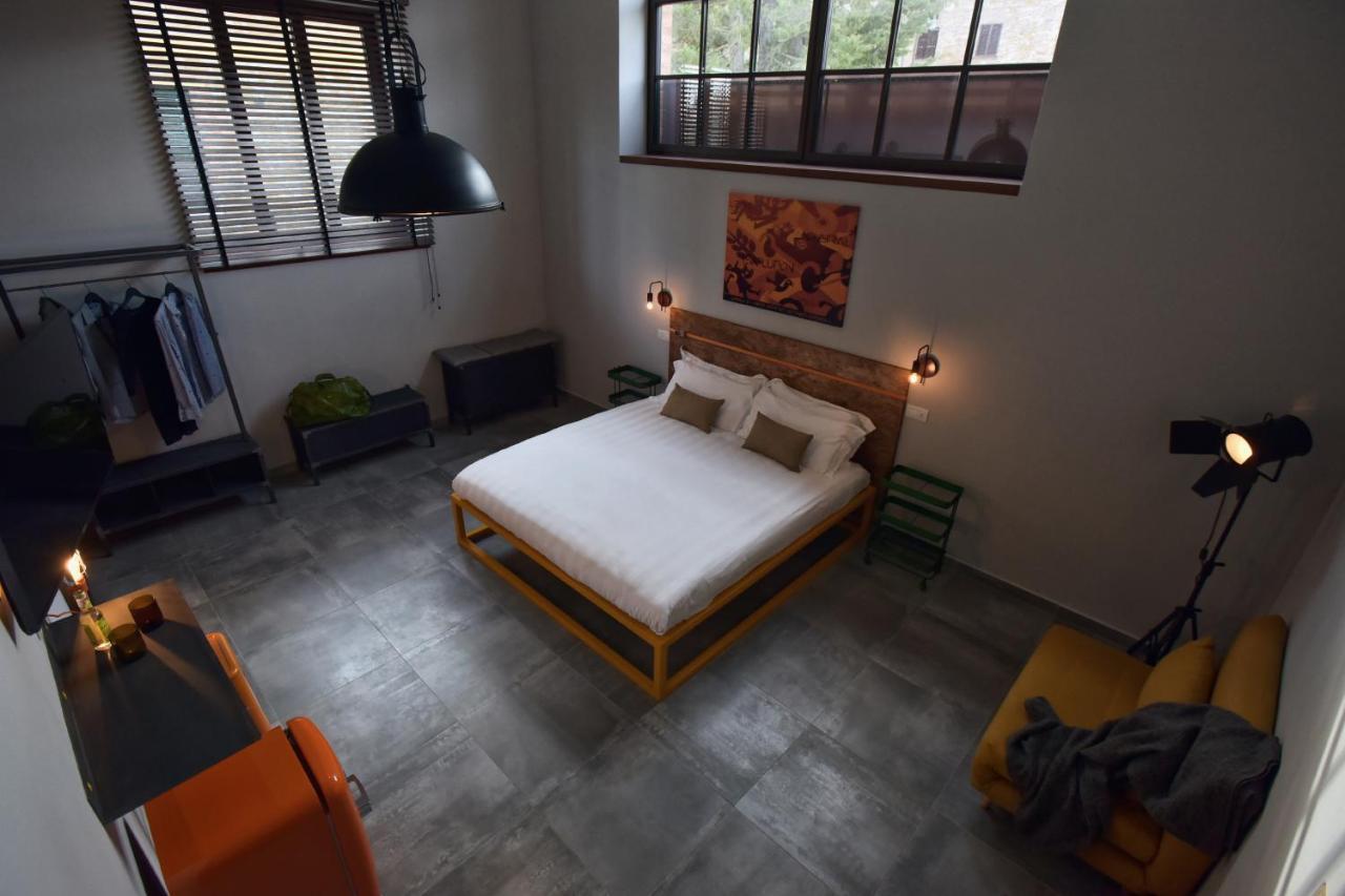 Garage47 Storica Officina Meccanica Loft B&B In Pienza Exterior foto