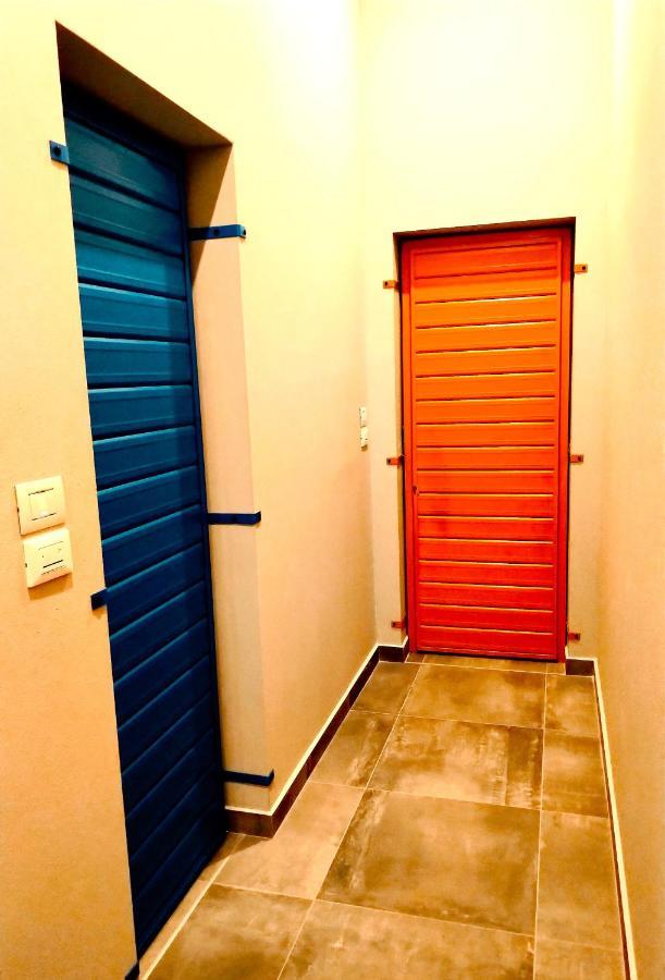 Garage47 Storica Officina Meccanica Loft B&B In Pienza Exterior foto