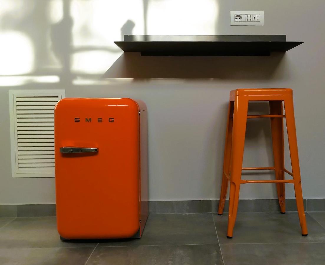 Garage47 Storica Officina Meccanica Loft B&B In Pienza Exterior foto